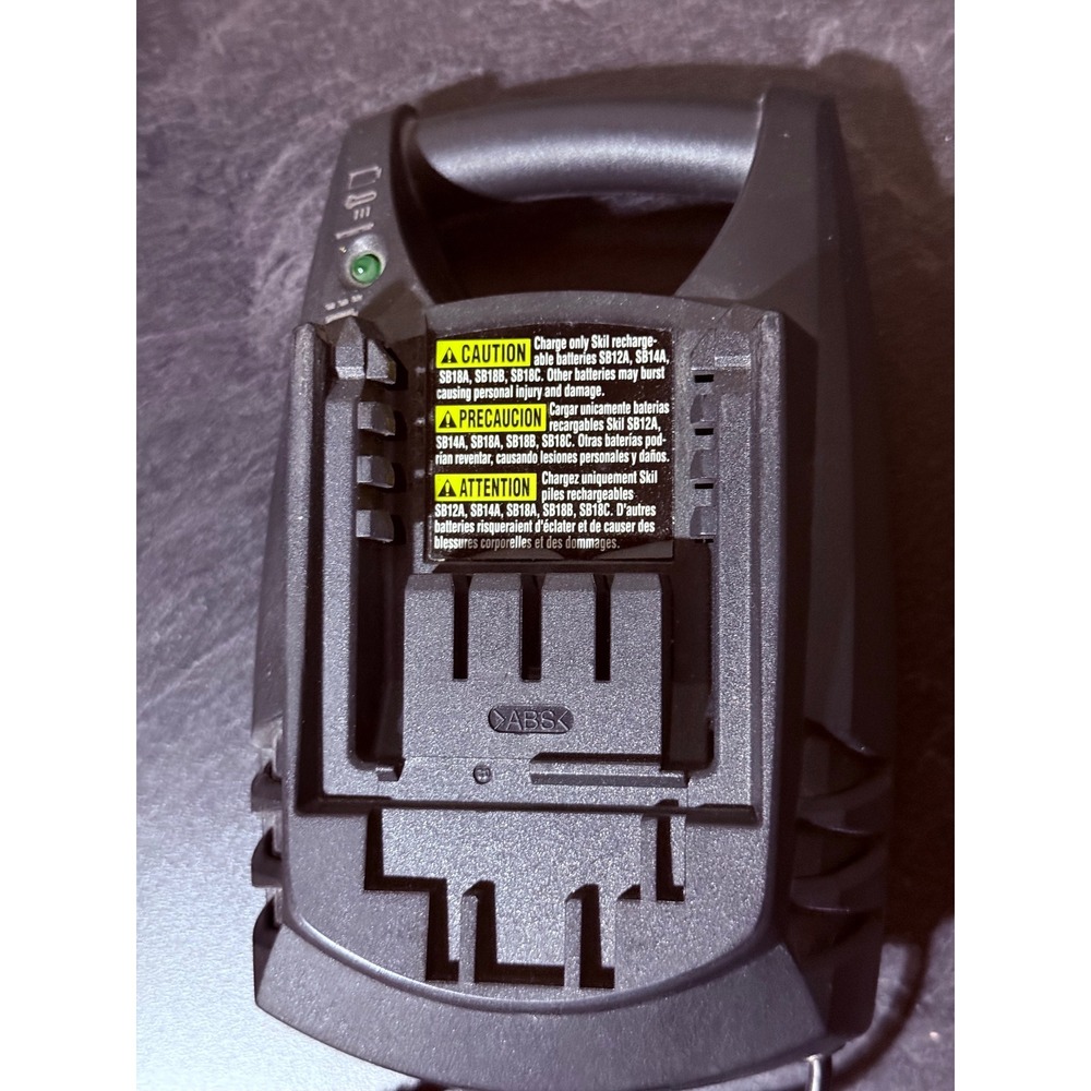 Skil SC118 9.6V-18V Battery Charger w/ SB18A 18V Battery Tested Working OEM - Picture 6 of 7